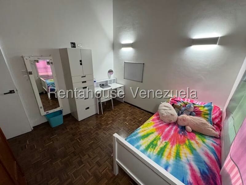 Casa (Duplex) en Venta en Cumbres de Curumo, Distrito Metropolitano - 20