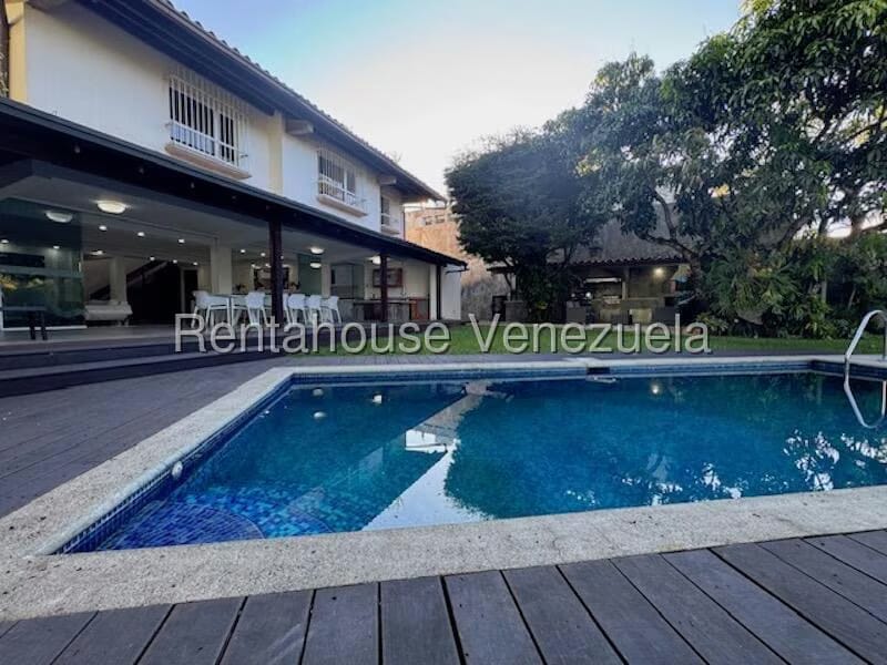 Casa (Duplex) en Venta en Cumbres de Curumo, Distrito Metropolitano - 47