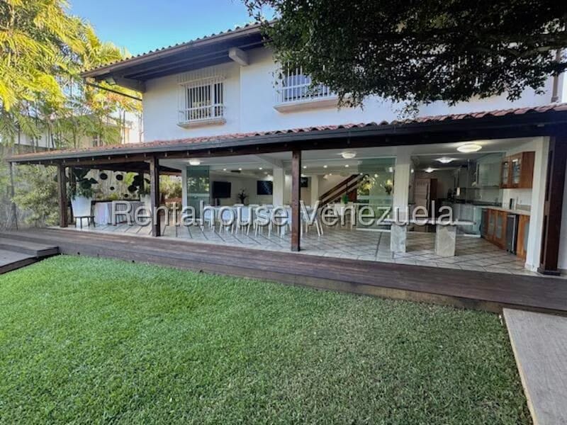 Casa (Duplex) en Venta en Cumbres de Curumo, Distrito Metropolitano - 54