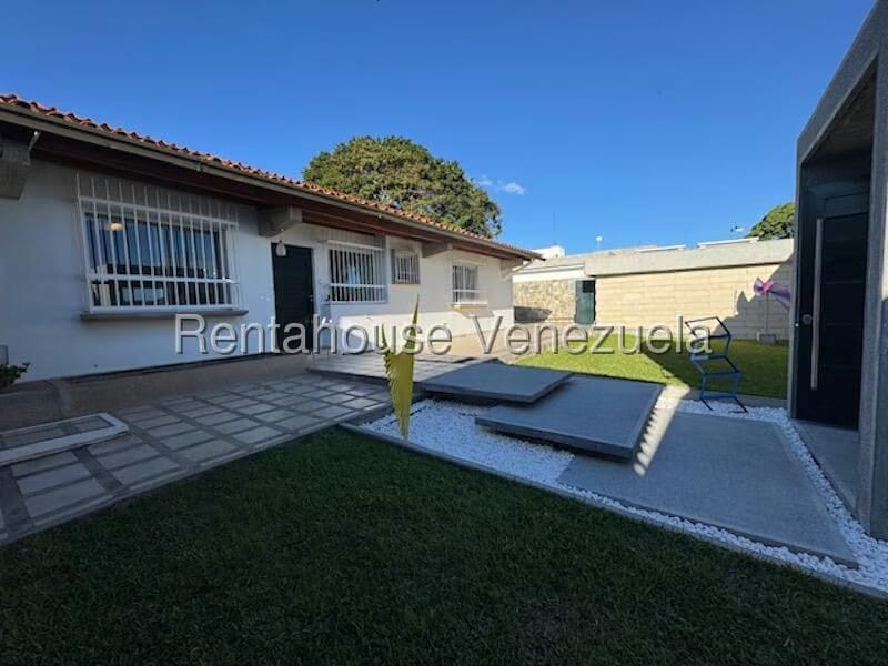 Casa (Duplex) en Venta en Cumbres de Curumo, Distrito Metropolitano - 59