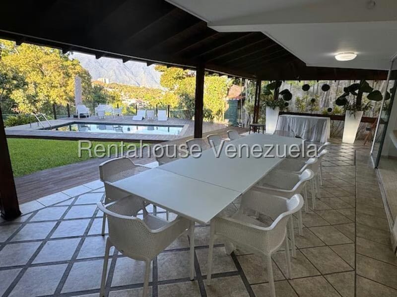 Casa (Duplex) en Venta en Cumbres de Curumo, Distrito Metropolitano - 7