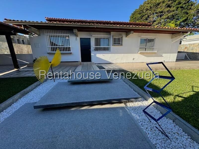 Casa (Duplex) en Venta en Cumbres de Curumo, Distrito Metropolitano - 68