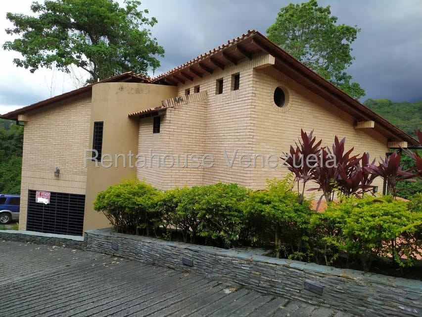 Casa (Duplex) en Venta en Monte Claro, Distrito Metropolitano