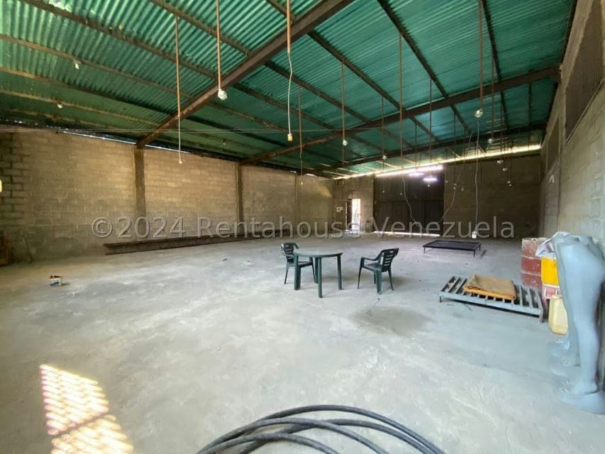 Comercial (Galpon - Deposito) en Alquiler en Zona Industrial 1, Lara - 11