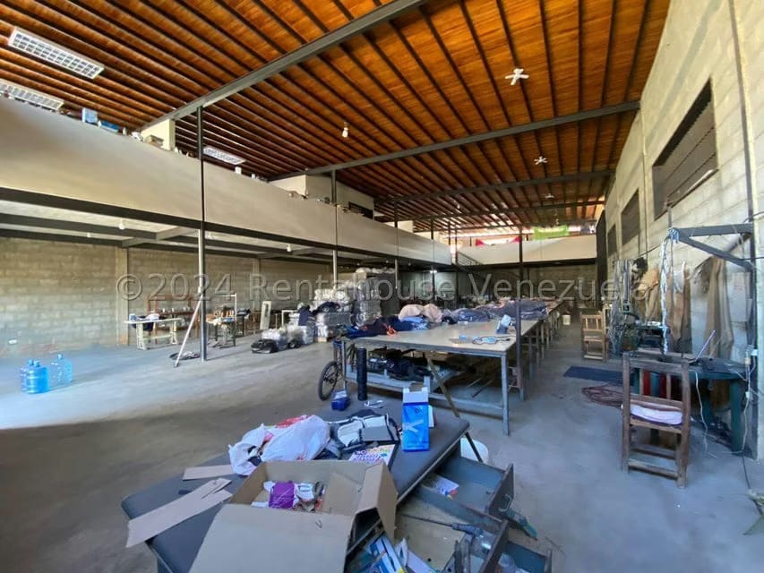 Comercial (Galpon - Deposito) en Alquiler en Zona Industrial 1, Lara - 14