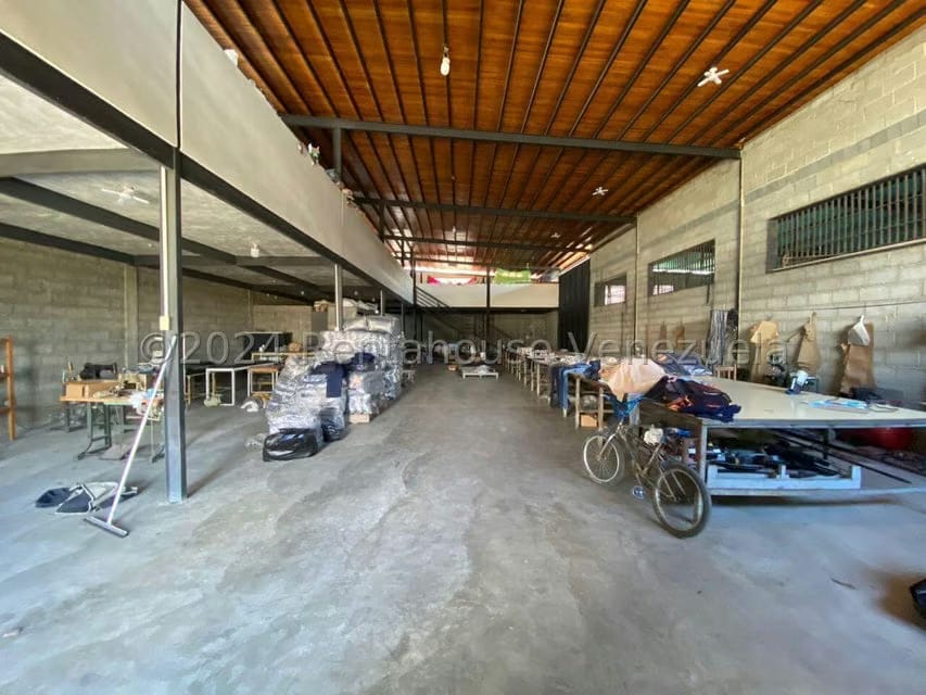 Comercial (Galpon - Deposito) en Alquiler en Zona Industrial 1, Lara - 15