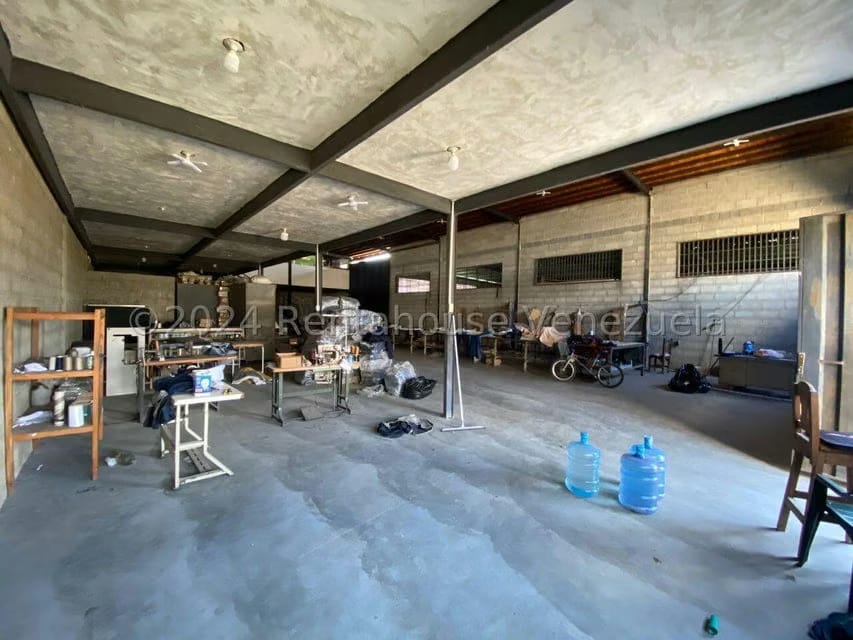 Comercial (Galpon - Deposito) en Alquiler en Zona Industrial 1, Lara - 16