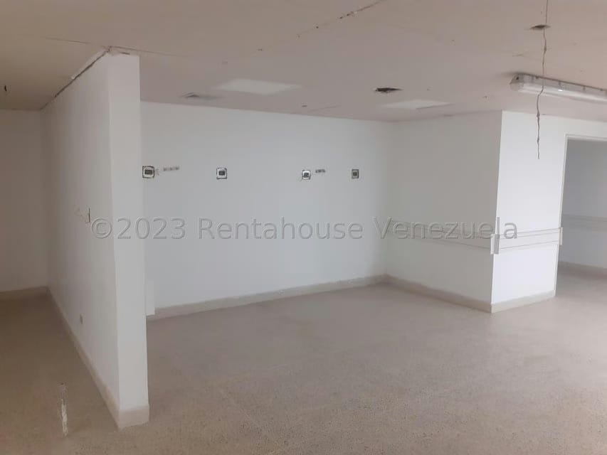 Comercial (Local Comercial) en Venta en Puerto La Cruz, Anzoategui - 10