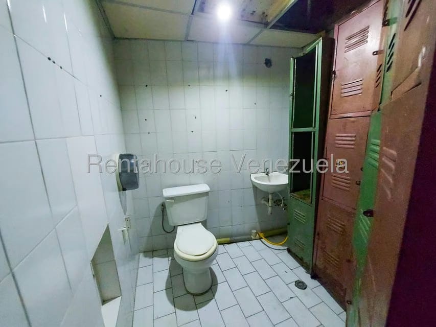 Comercial (Local Comercial) en Alquiler en Terrazas del Avila, Distrito Metropolitano - 12