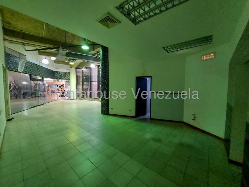 Comercial (Local Comercial) en Alquiler en Terrazas del Avila, Distrito Metropolitano - 5
