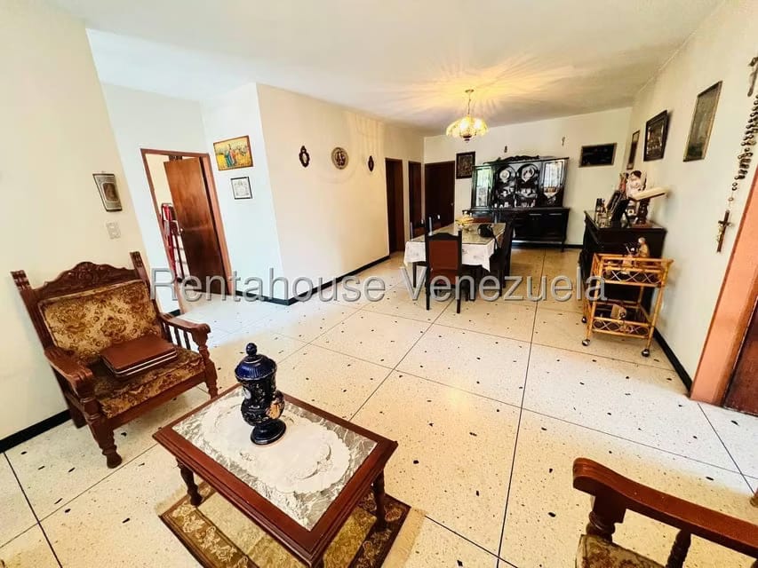 Comercial (Edificio) en Venta en Zona Centro, Aragua - 13