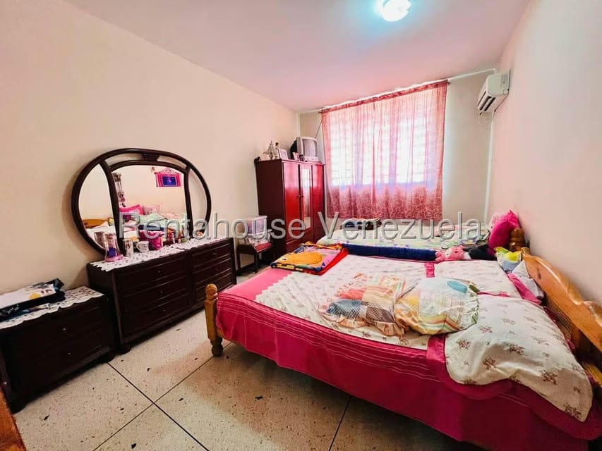 Comercial (Edificio) en Venta en Zona Centro, Aragua - 25