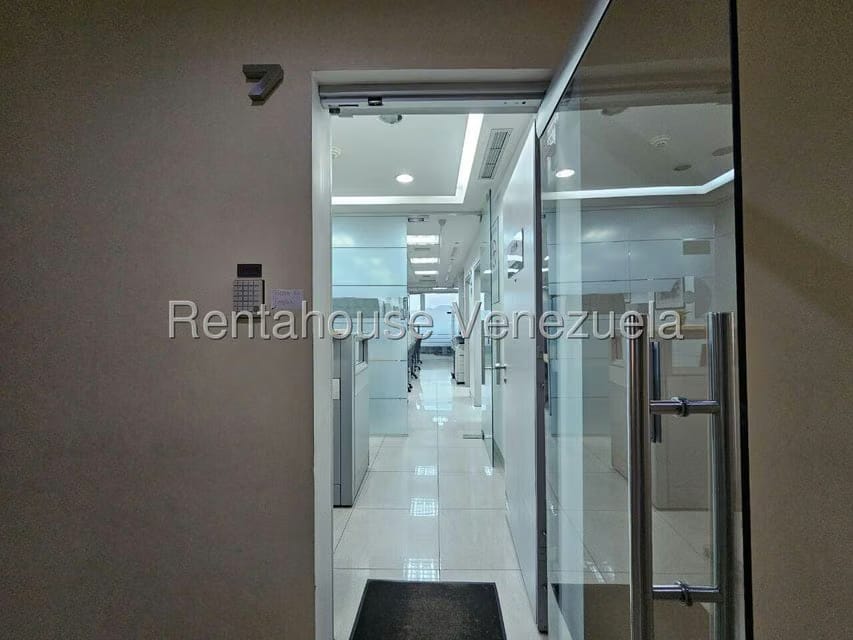 Comercial (Oficina) en Alquiler en Parroquia La Candelaria, Distrito Metropolitano - 4