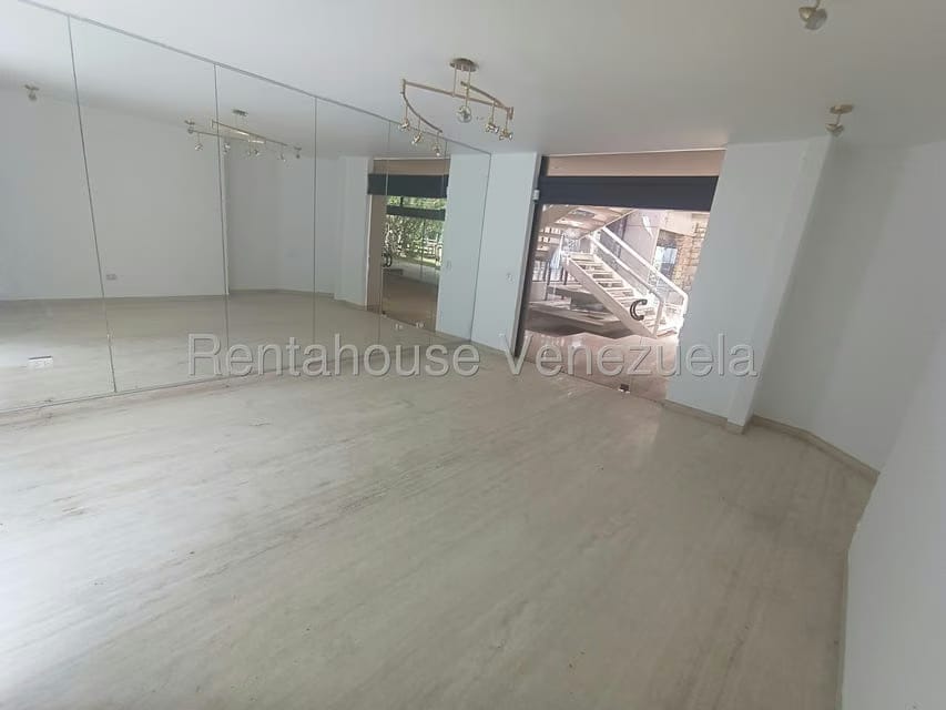 Casa (Multipes Niveles) en Venta en La Lagunita Country Club, Distrito Metropolitano - 18