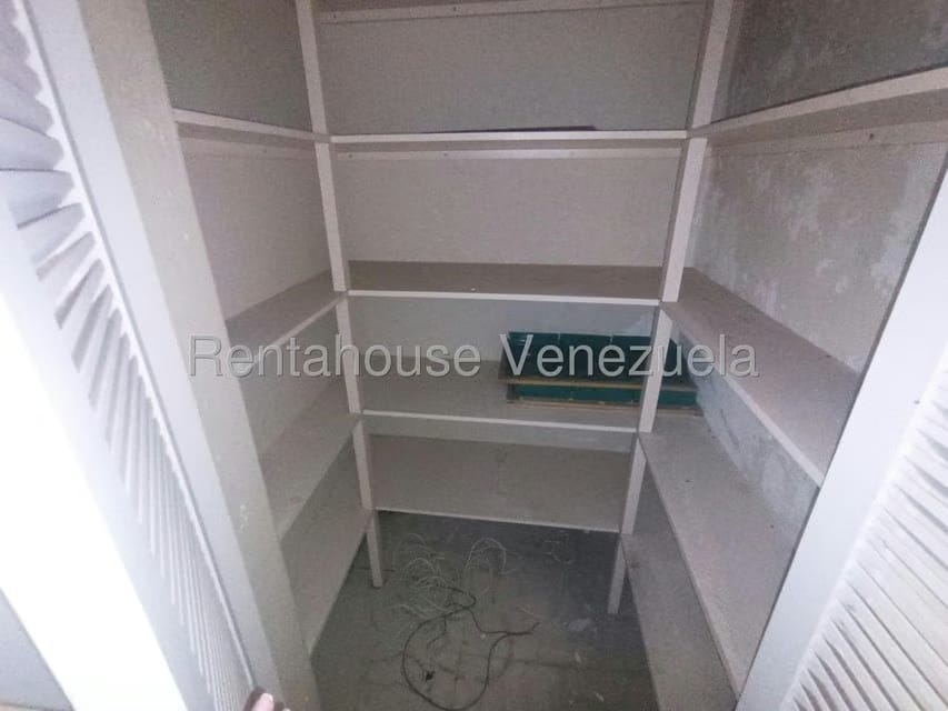 Casa (Multipes Niveles) en Venta en La Lagunita Country Club, Distrito Metropolitano - 35