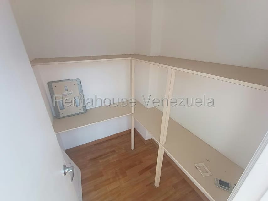 Casa (Multipes Niveles) en Venta en La Lagunita Country Club, Distrito Metropolitano - 41