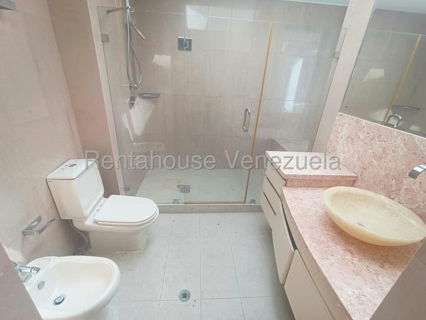 Casa (Multipes Niveles) en Venta en La Lagunita Country Club, Distrito Metropolitano - 62