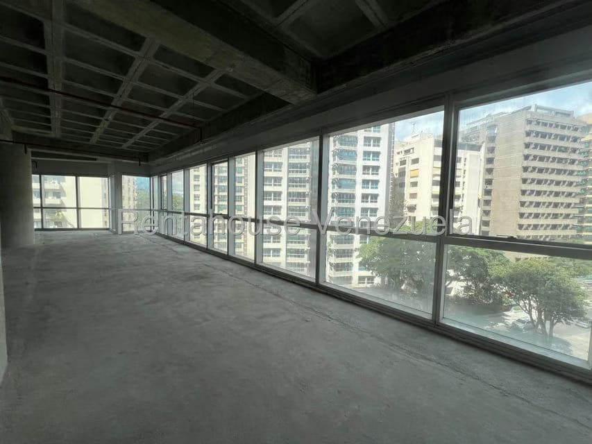 Comercial (Oficina) en Alquiler en Campo Alegre, Distrito Metropolitano - 3