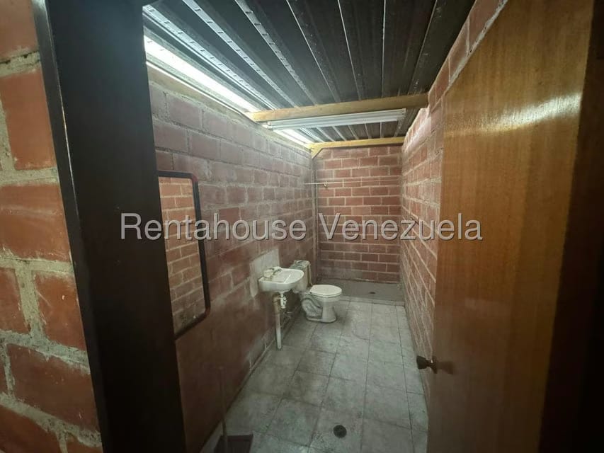 Comercial (Local Comercial) en Alquiler en Quinta Crespo, Distrito Metropolitano - 5