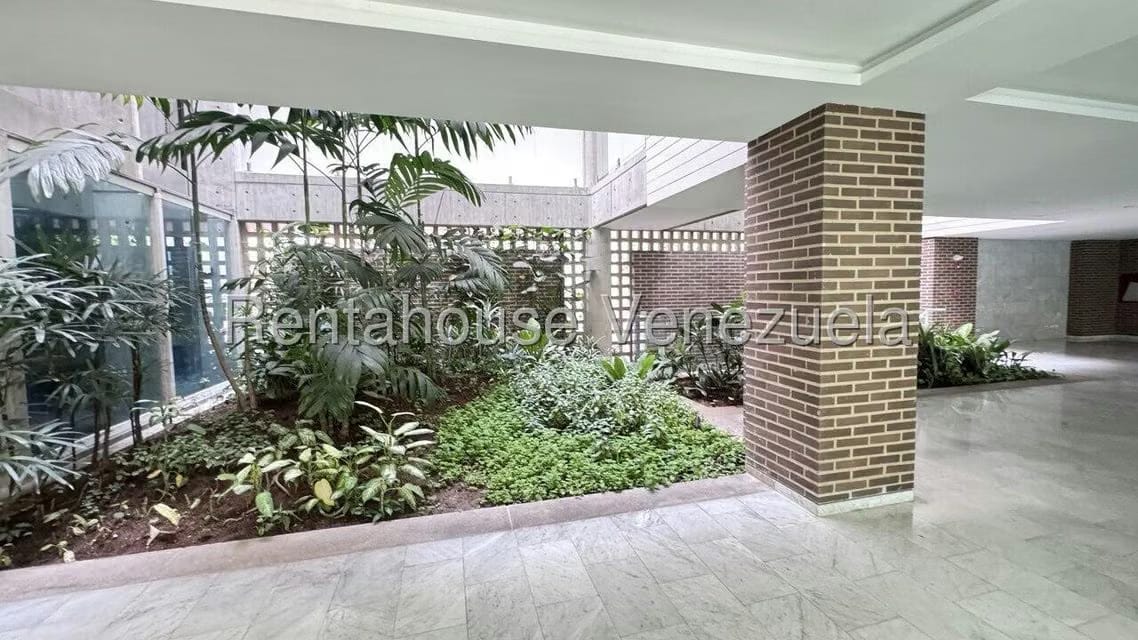 Apartamento (1 Nivel) en Alquiler en Campo Alegre, Distrito Metropolitano - 13
