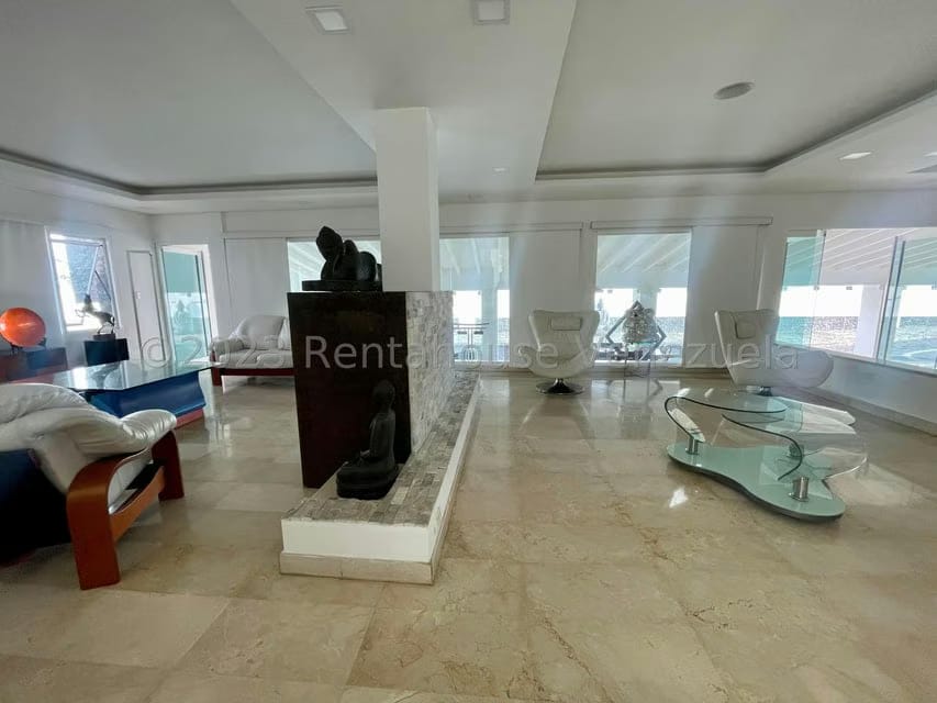 Casa (Multipes Niveles) en Venta en La Lagunita Country Club, Distrito Metropolitano - 14