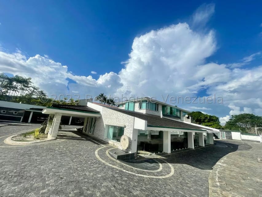 Casa (Multipes Niveles) en Venta en La Lagunita Country Club, Distrito Metropolitano - 5