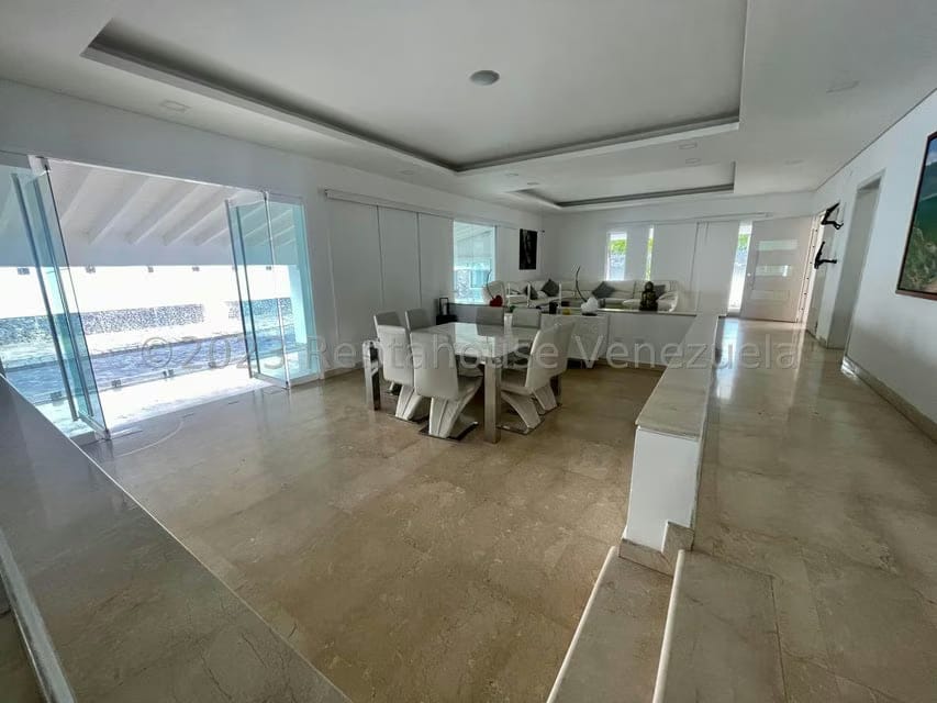 Casa (Multipes Niveles) en Venta en La Lagunita Country Club, Distrito Metropolitano - 48