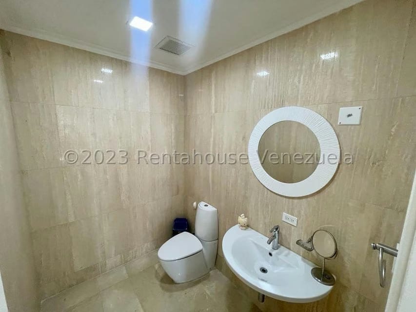 Casa (Multipes Niveles) en Venta en La Lagunita Country Club, Distrito Metropolitano - 61