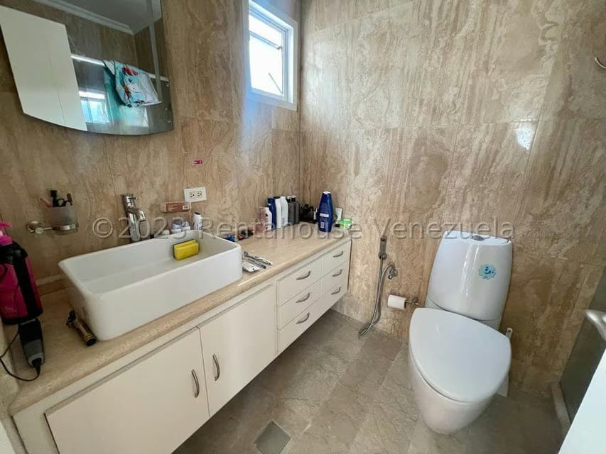 Casa (Multipes Niveles) en Venta en La Lagunita Country Club, Distrito Metropolitano - 62