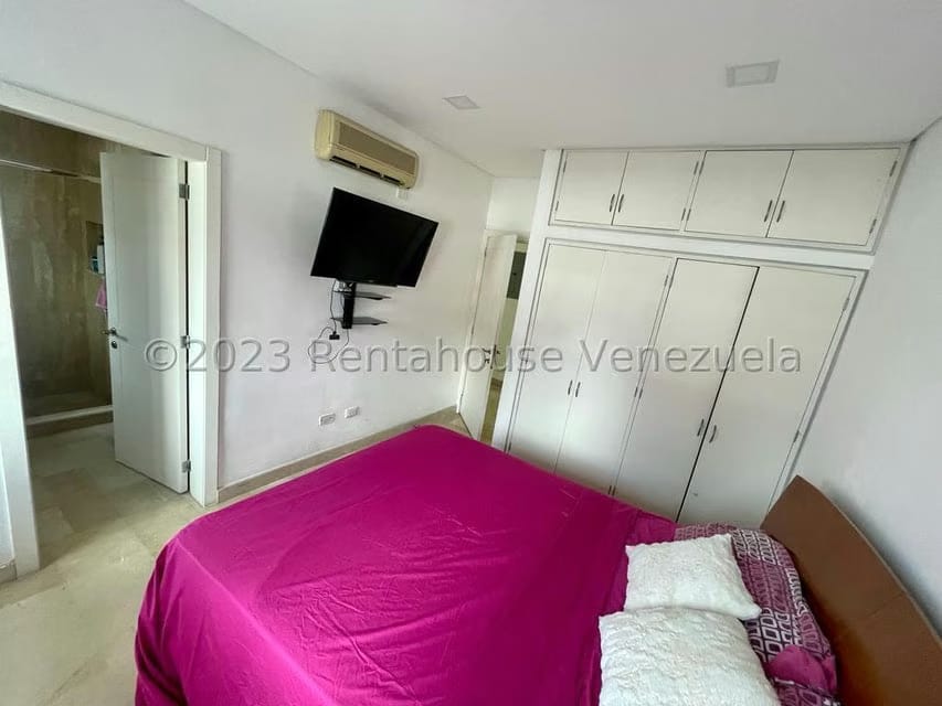 Casa (Multipes Niveles) en Venta en La Lagunita Country Club, Distrito Metropolitano - 68