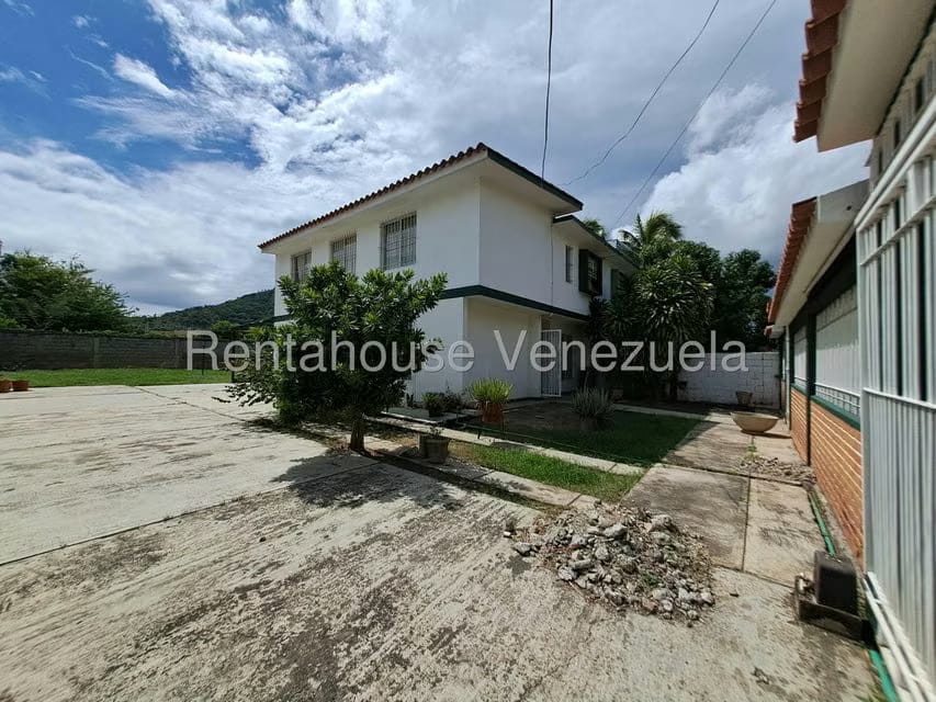 Casa (Duplex) en Venta en Santa Rosalia, Aragua - 30