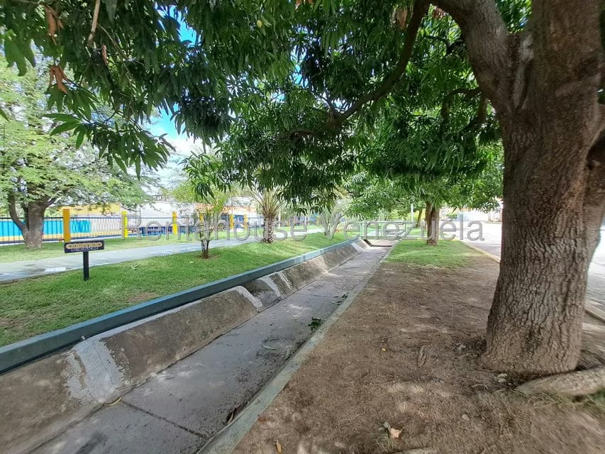 Casa (Duplex) en Venta en Santa Rosalia, Aragua - 33