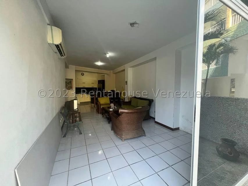 Apartamento (1 Nivel) en Venta en Agua Sal, Miranda - 43