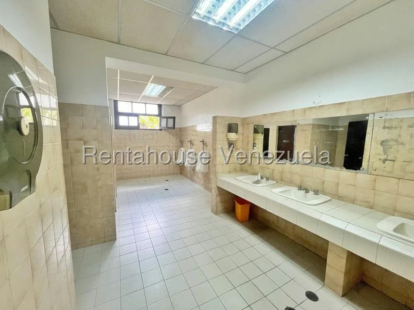 Comercial (Local Comercial) en Alquiler en Boleita Norte, Distrito Metropolitano - 8