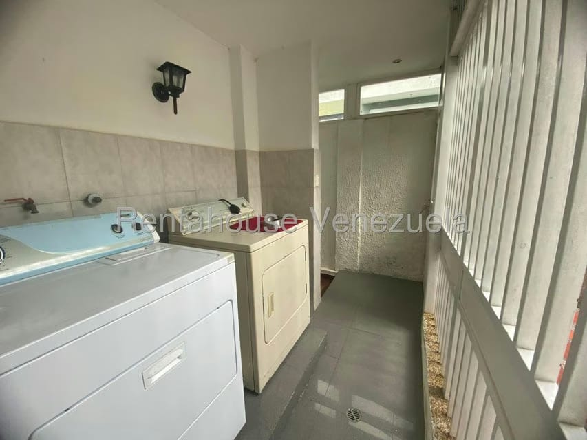 Casa (Multipes Niveles) en Venta en Club de Campo, Miranda - 19