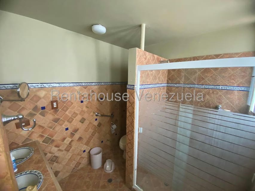Casa (Multipes Niveles) en Venta en Club de Campo, Miranda - 44