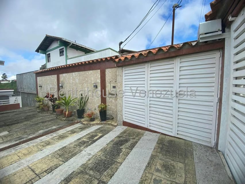 Casa (Multipes Niveles) en Venta en Club de Campo, Miranda - 49