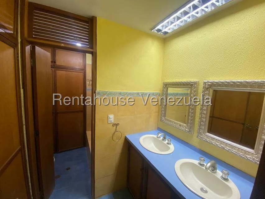 Casa (Multipes Niveles) en Venta en Baruta, Distrito Metropolitano - 14