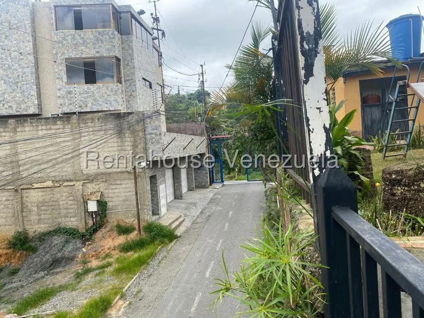 Casa (Multipes Niveles) en Venta en Baruta, Distrito Metropolitano - 15