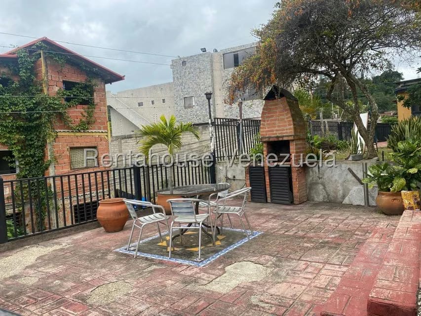 Casa (Multipes Niveles) en Venta en Baruta, Distrito Metropolitano - 18