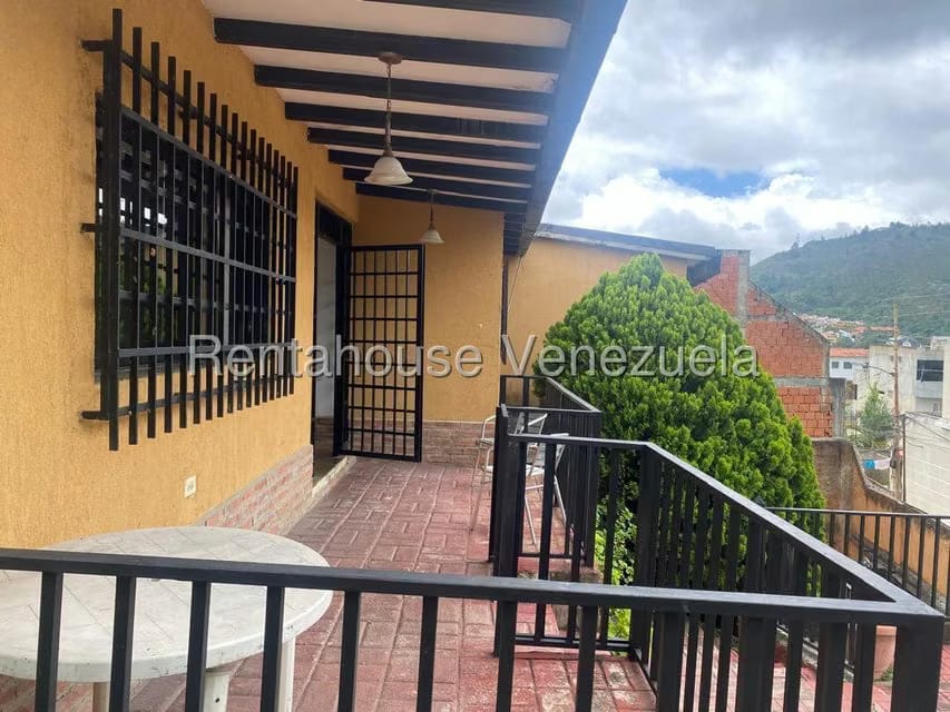 Casa (Multipes Niveles) en Venta en Baruta, Distrito Metropolitano - 8
