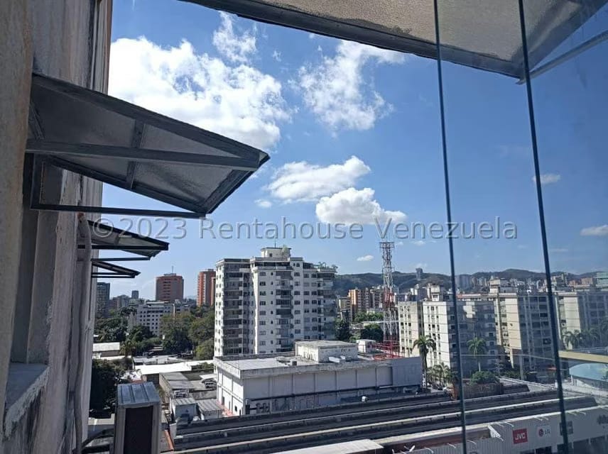 Comercial (Consultorio Medico) en Alquiler en Los Sauces, Carabobo - 15