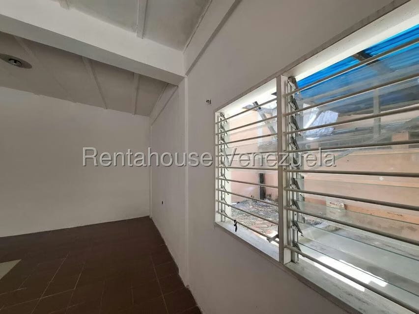 Comercial (Local Comercial) en Alquiler en Centro, Lara - 3