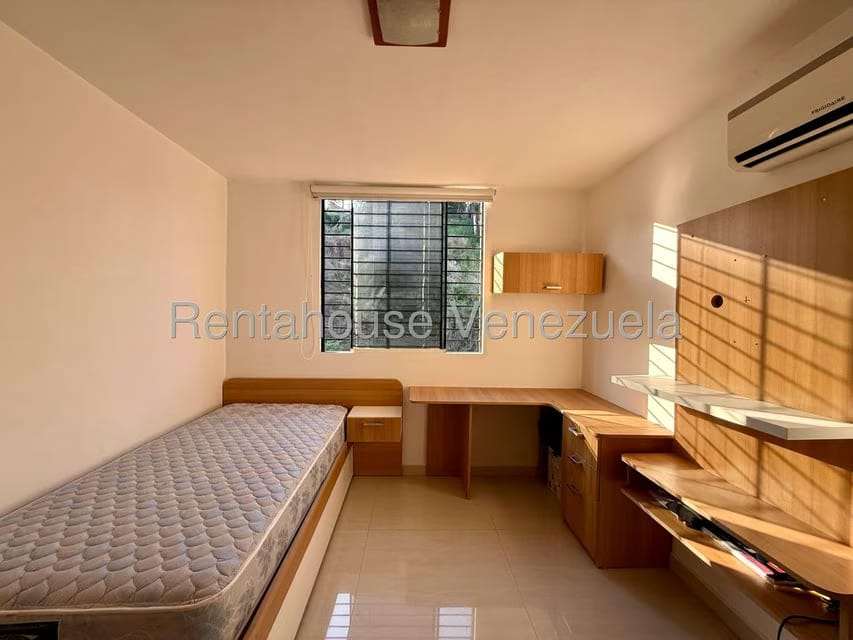 Apartamento (1 Nivel) en Alquiler en Los Naranjos Humboldt, Distrito Metropolitano - 15