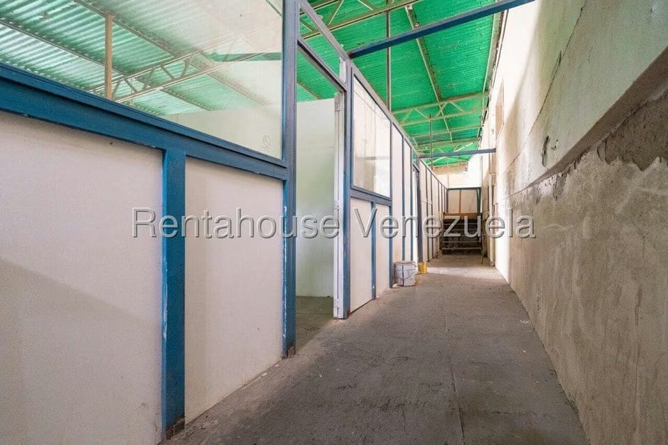 Comercial (Edificio) en Venta en Las Minas, Miranda - 21