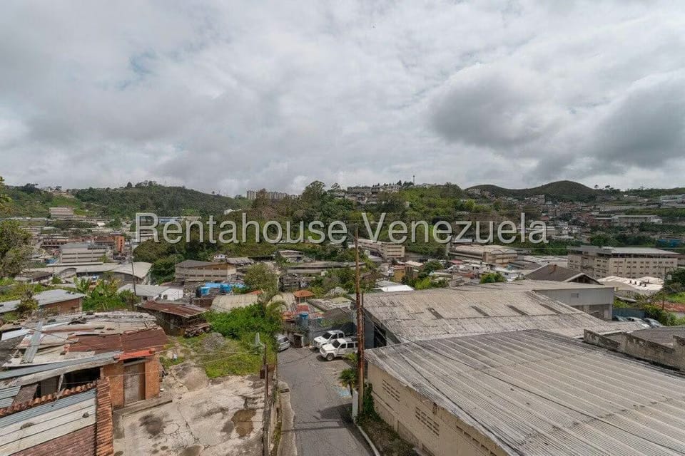 Comercial (Edificio) en Venta en Las Minas, Miranda - 28