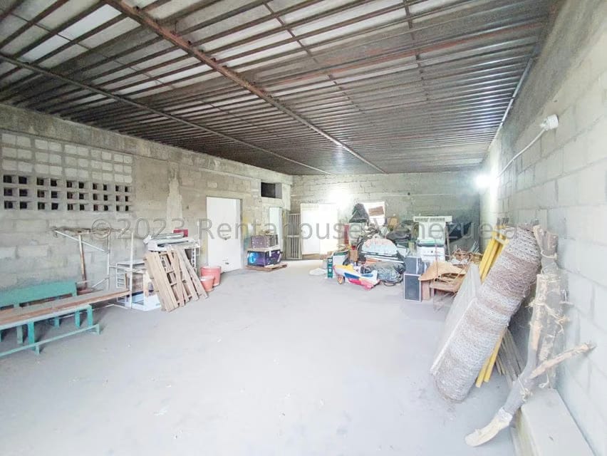 Comercial (Galpon - Deposito) en Alquiler en Sector Bobare, Falcon - 2