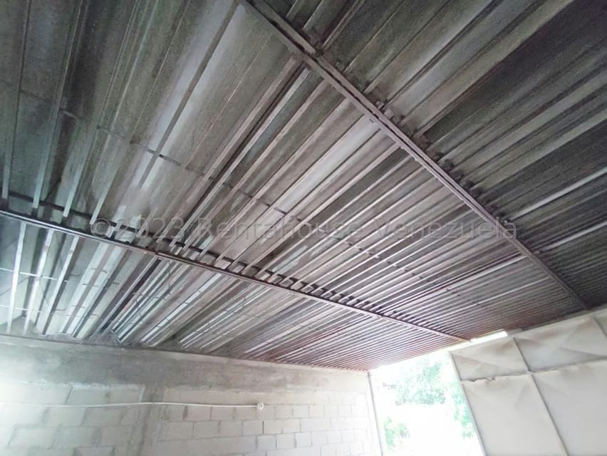 Comercial (Galpon - Deposito) en Alquiler en Sector Bobare, Falcon - 4