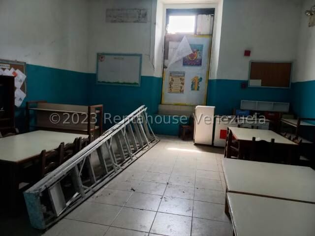 Casa (1 Nivel) en Venta en Guarenas, Miranda - 2