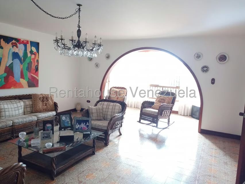 Casa (Multipes Niveles) en Venta en Colinas de La California, Distrito Metropolitano - 12